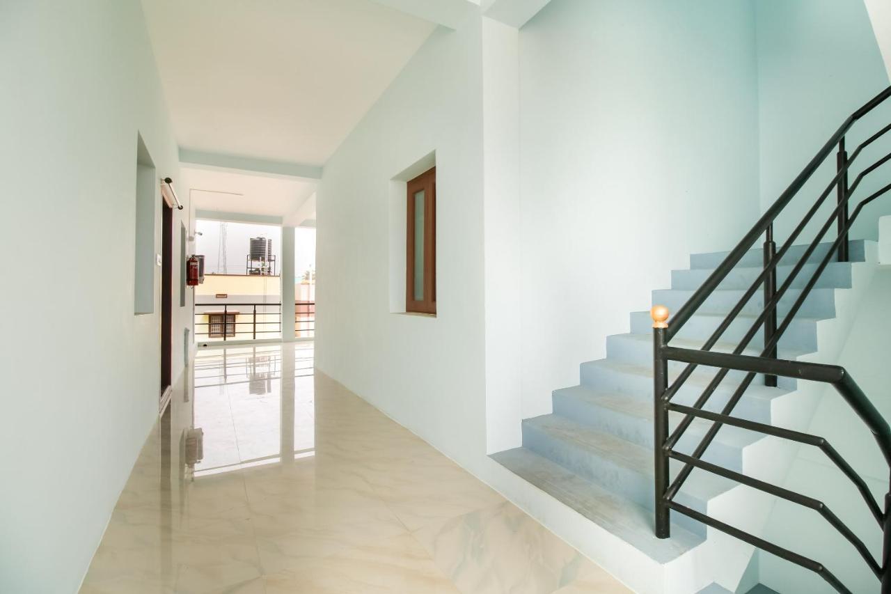 Mettuppālaiyam Oyo 71549 Shri Sai Apartments מראה חיצוני תמונה