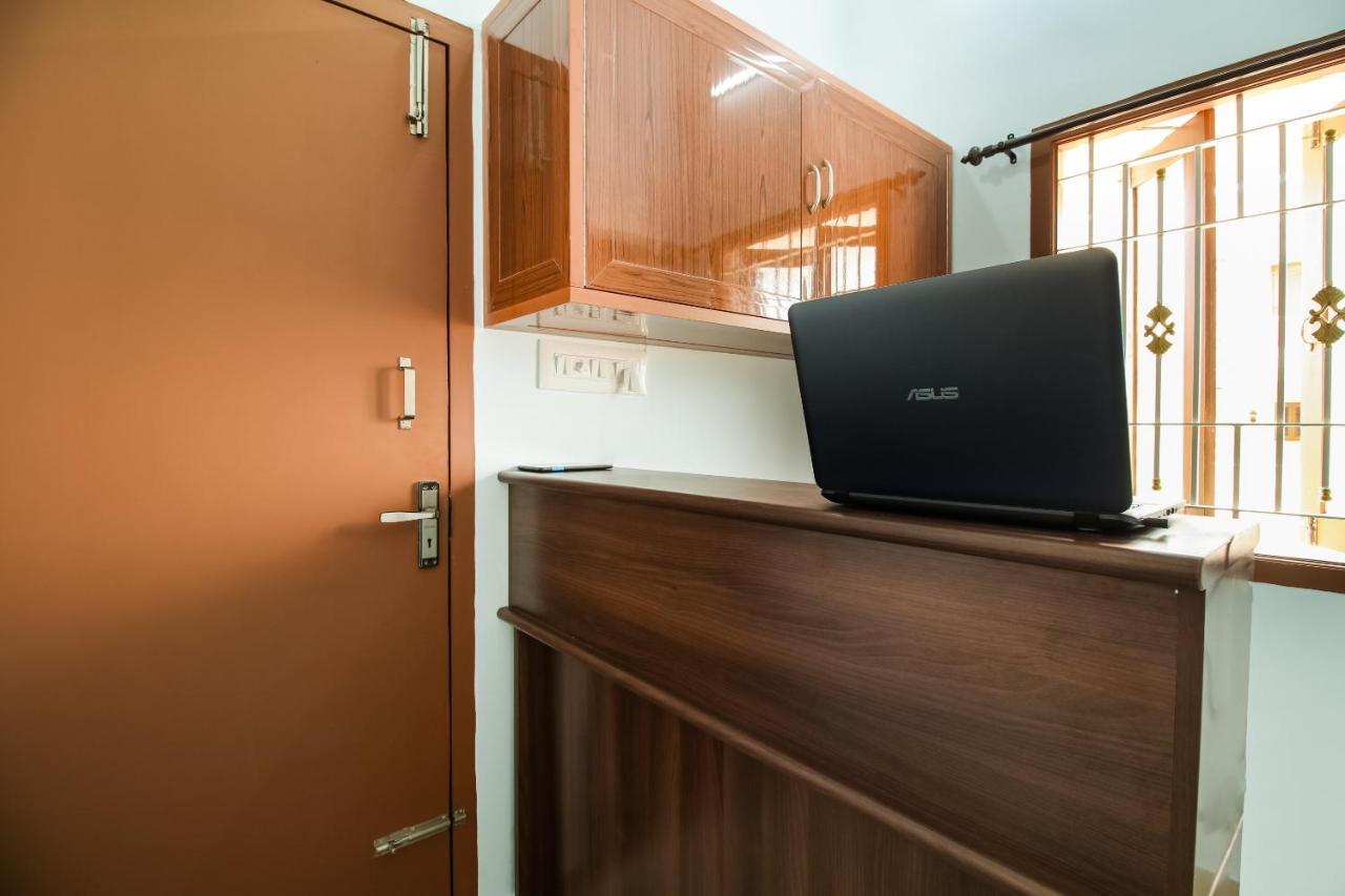 Mettuppālaiyam Oyo 71549 Shri Sai Apartments מראה חיצוני תמונה