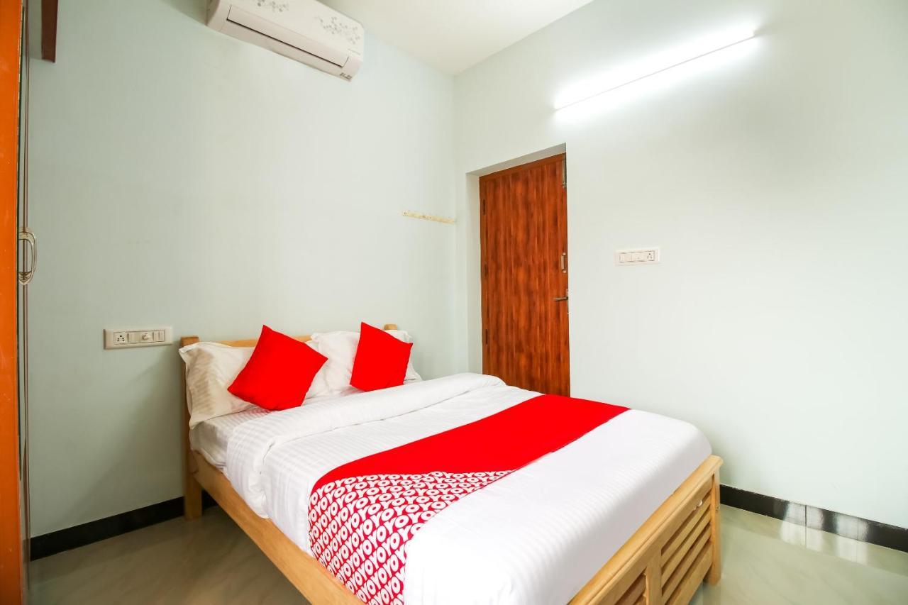 Mettuppālaiyam Oyo 71549 Shri Sai Apartments מראה חיצוני תמונה